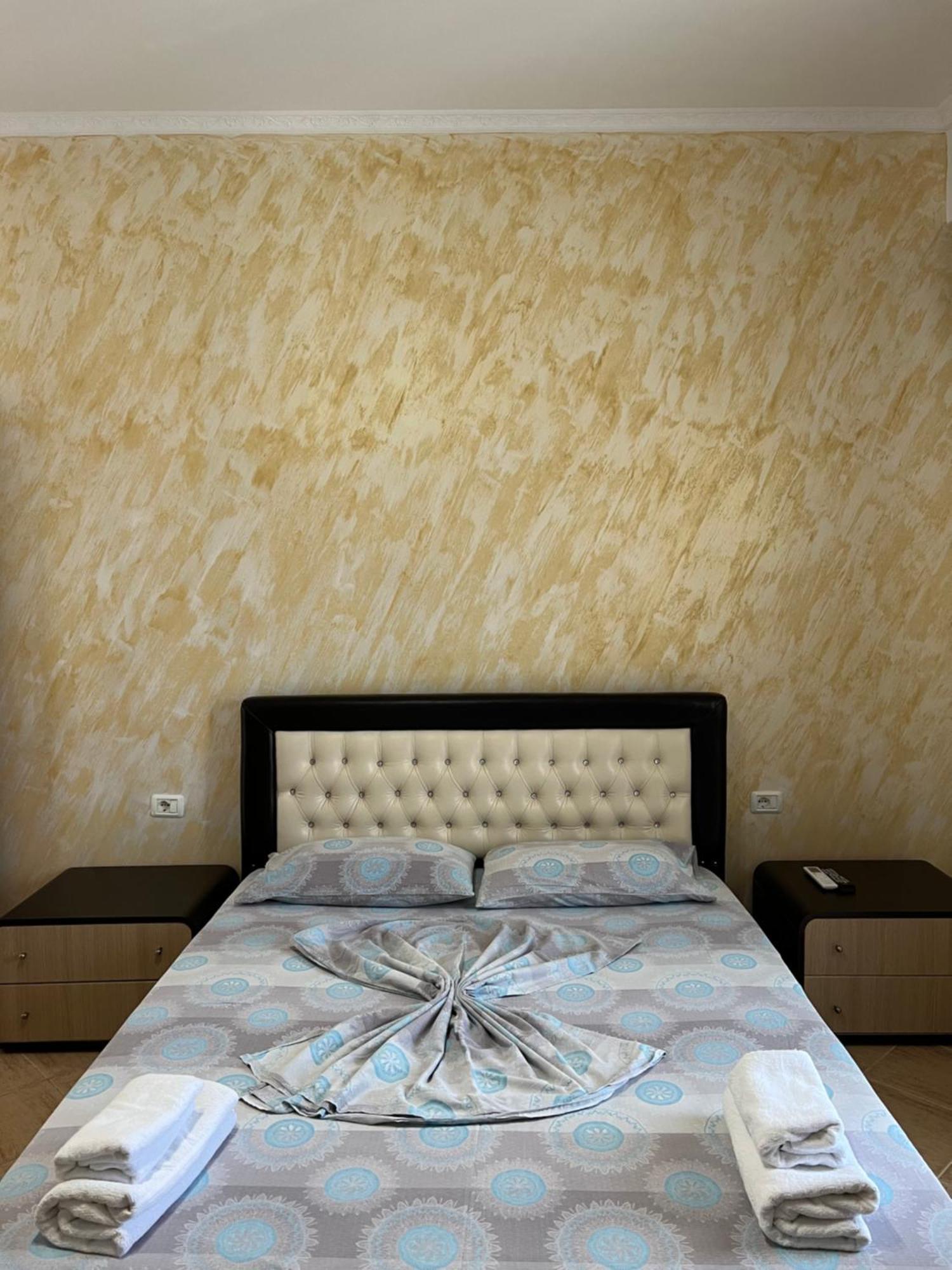 Hotel Frida Himare Ngoại thất bức ảnh