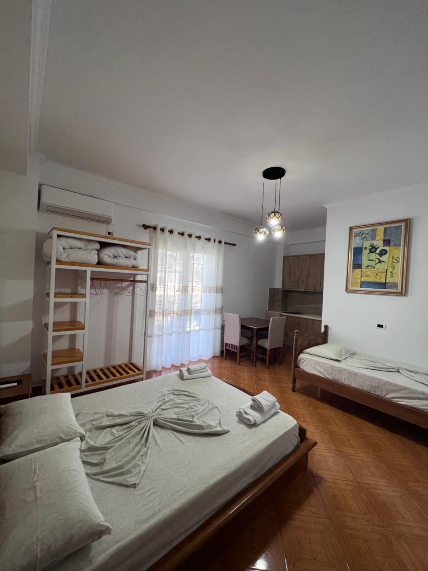 Hotel Frida Himare Phòng bức ảnh