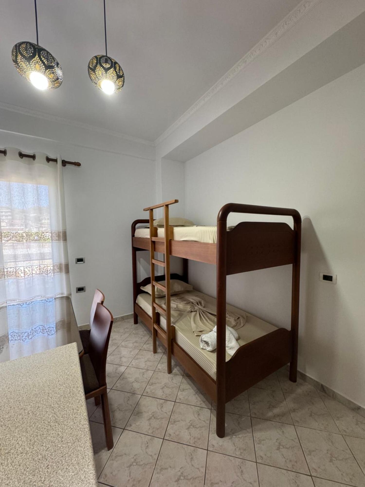 Hotel Frida Himare Ngoại thất bức ảnh